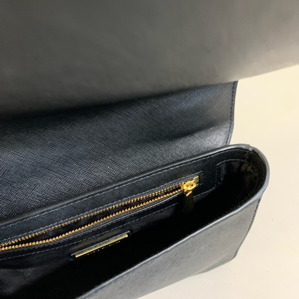 ๐๐ Tory Burch Black Leather Chain Shoulder Bag - Picture 11 of 13